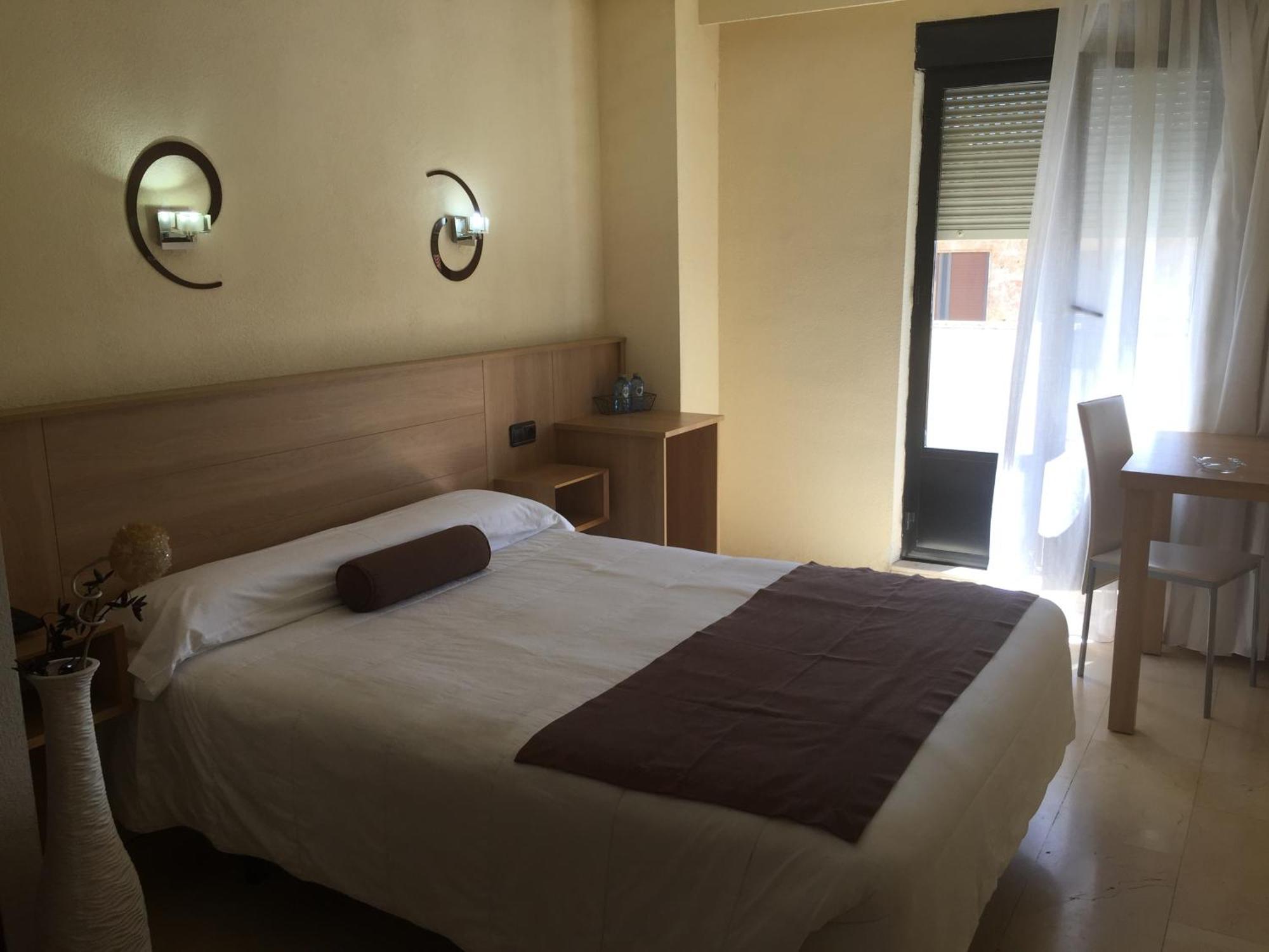 Double Room,1214608552:JPEG