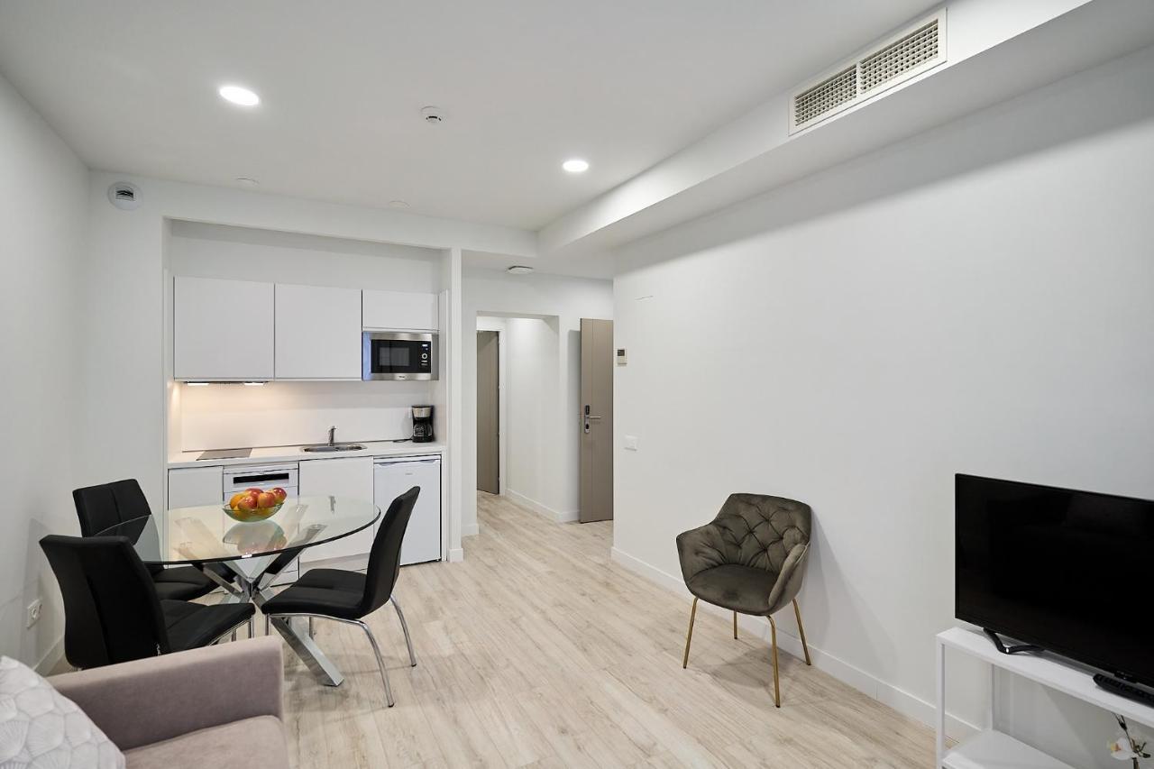One-Bedroom Suite,1321350814:JPEG