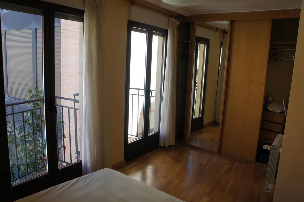 Apartamento con balcón