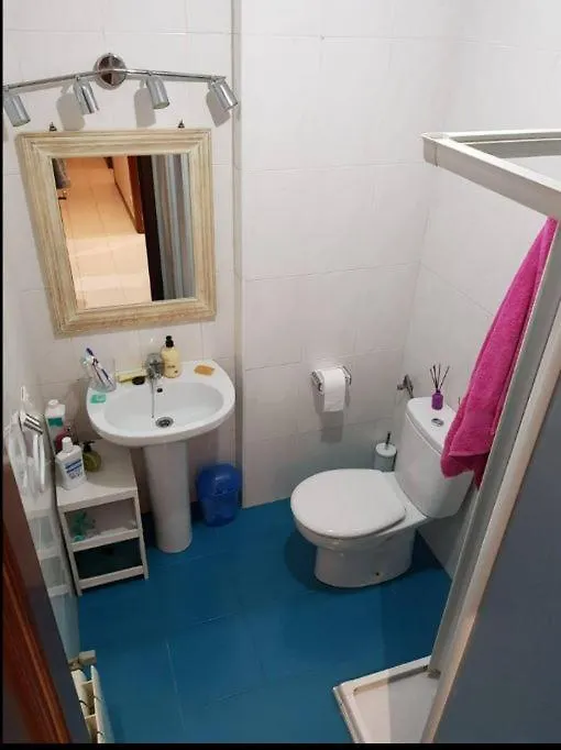 Private Room With Shared Bathroom-1