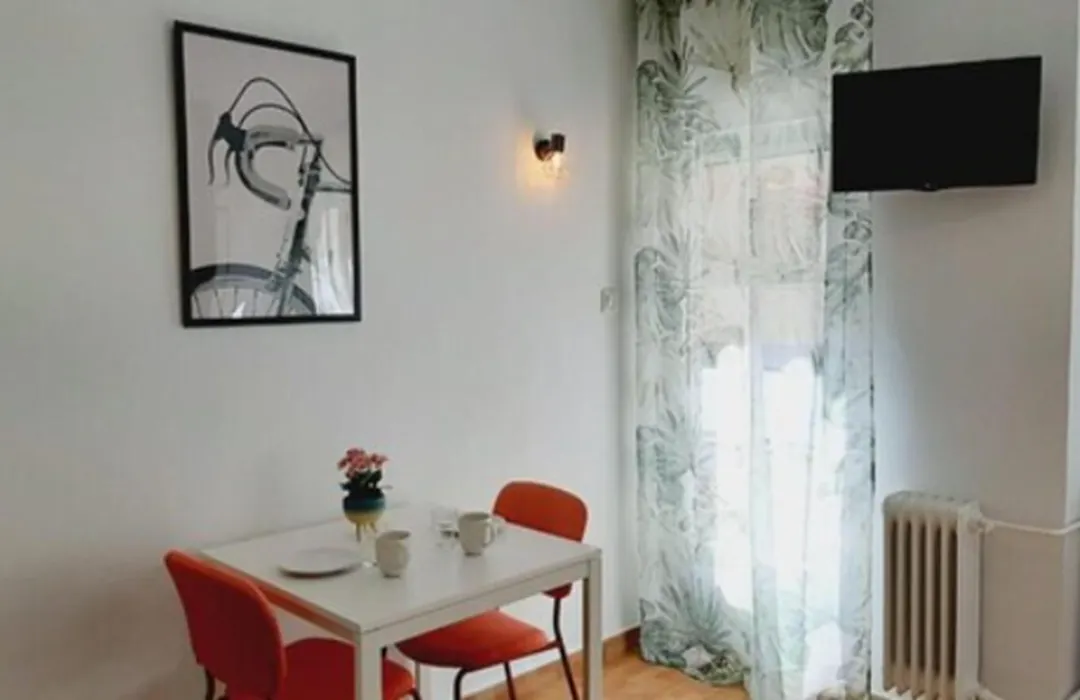 Arjori Rooms Hostal-1