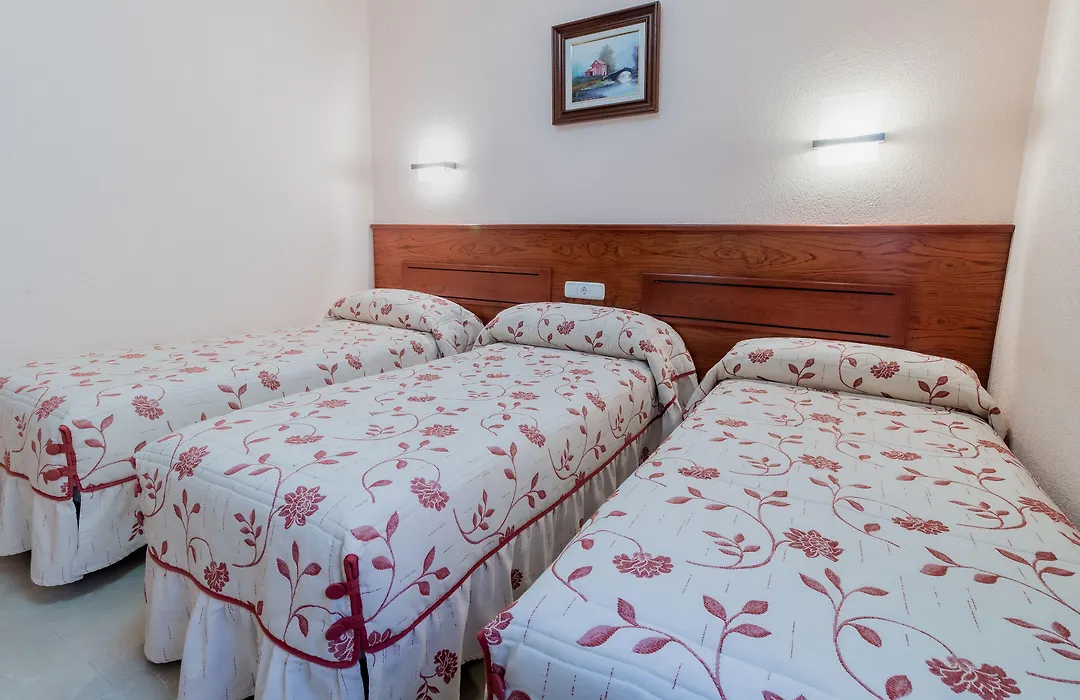 Pensión Isabel by Vivere Stays-1