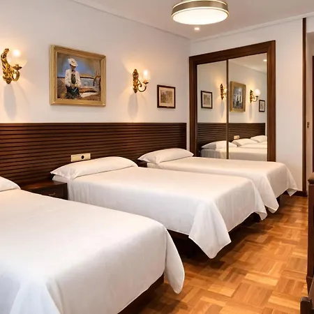 Hotel Castellano I-2